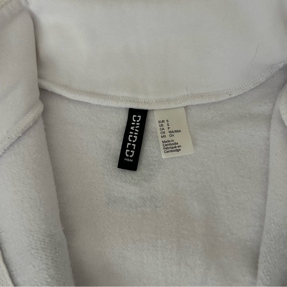 Divided H&M Pepsi White blue Red Long Sleeve Cropped Front Zip Sweatshirt Small - Picture 3 of 7
